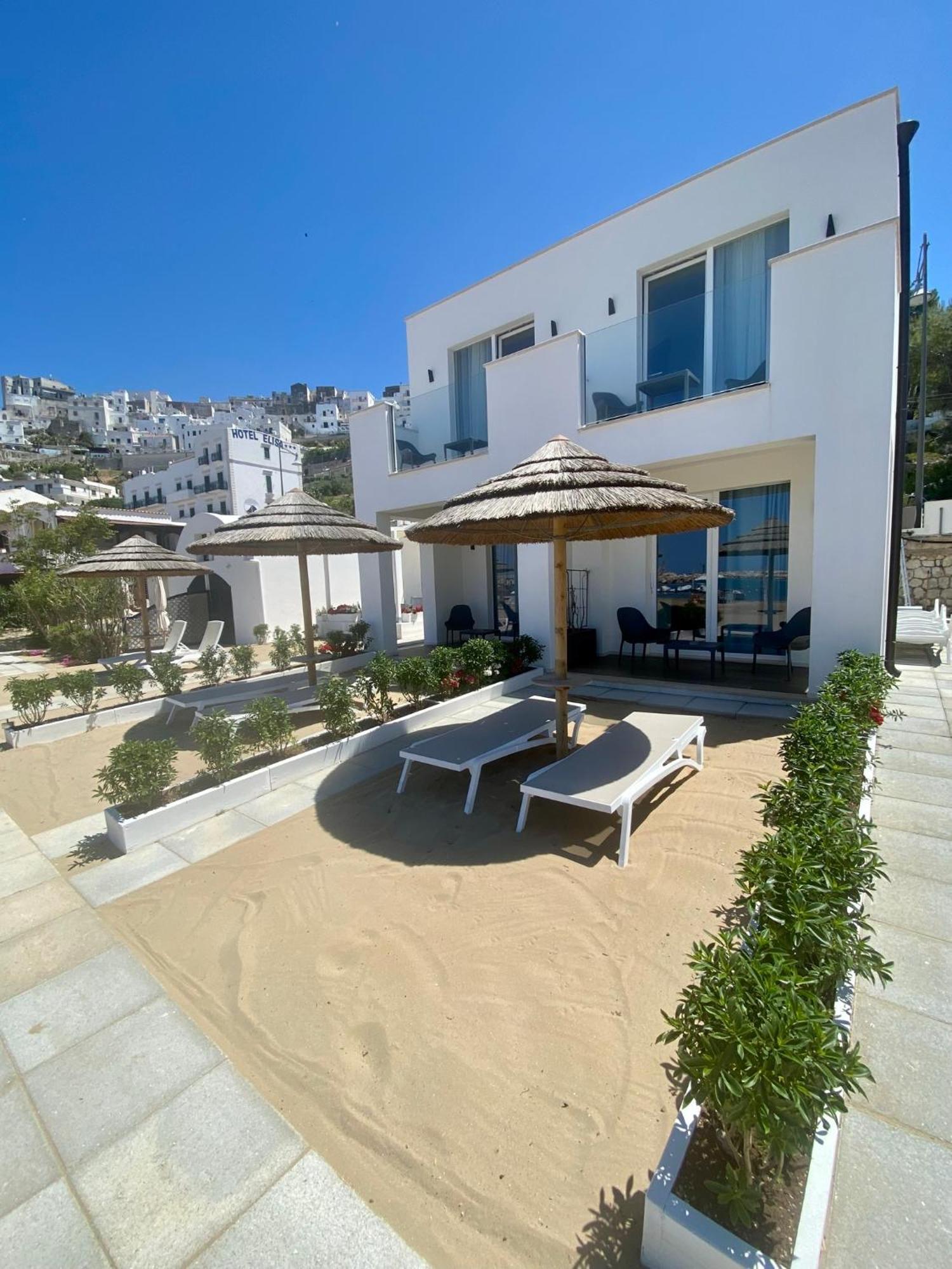 Marina Bay Beach Suites Peschici Exterior foto